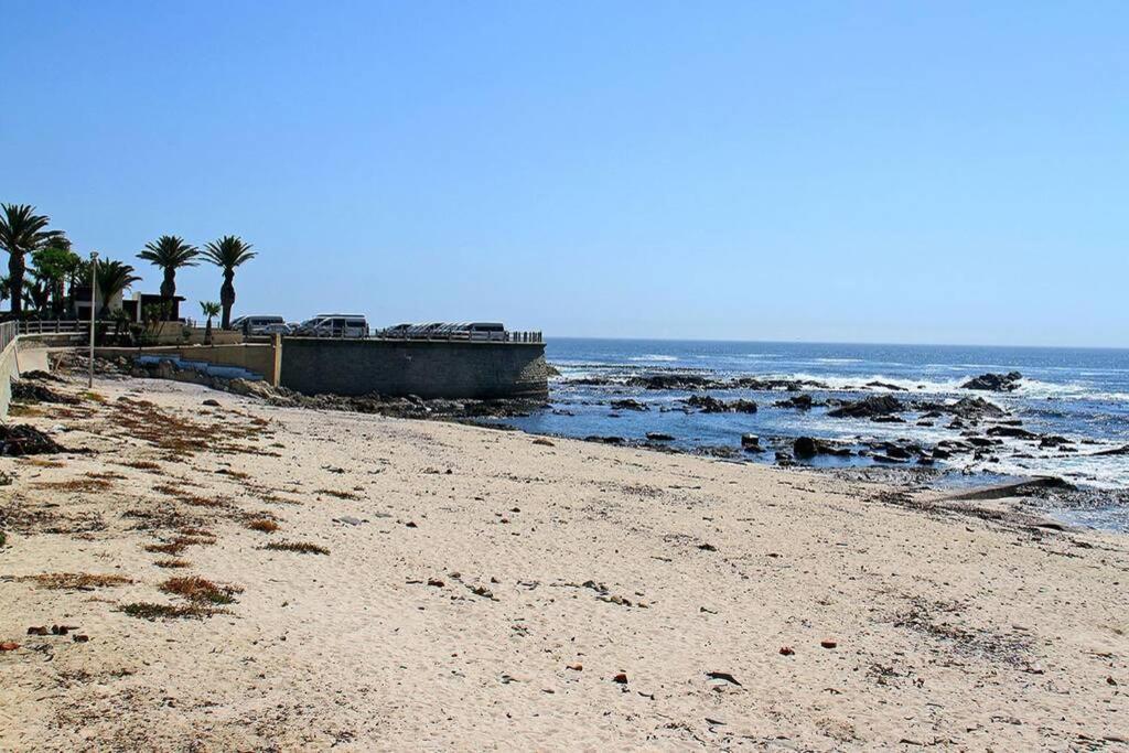 דירות קייפטאון Blue Waters Studio With Sea Views From Balcony מראה חיצוני תמונה